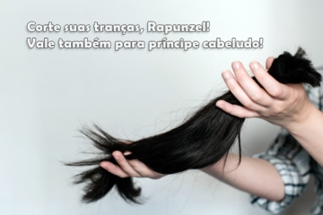 Foto de duas mãos segurando uma mecha longa de cabelos pretos, cortados para serem doados a crianças fazendo quimioterapia para confeccionar perucas